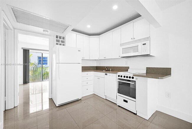 Building Photo - 1409 Euclid Ave Unit 7 Rental
