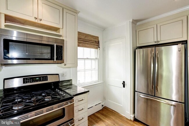 Photo - 4350 River Rd NW