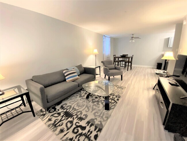 Photo - 10735-10735-127 127 St NW Unit 106.F