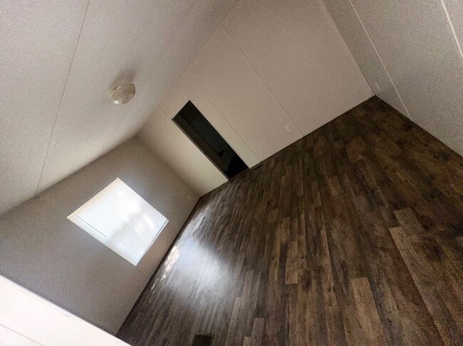 Photo - 2001 W Loop 304