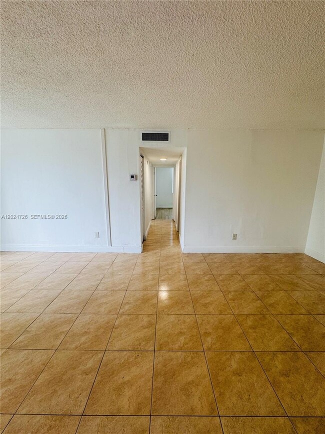 Building Photo - 486 NW 165th St Unit B-201