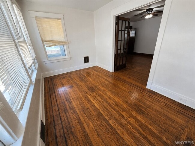 Photo - 71 Brunswick Blvd