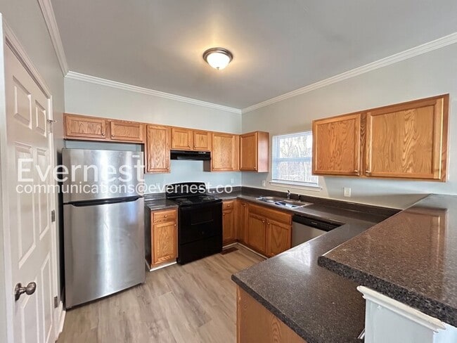 Photo - 936 Hall St NW