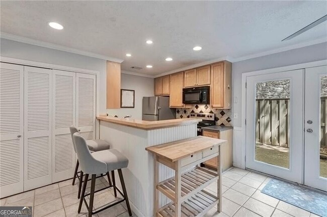 Photo - 8 Arpege Way NW