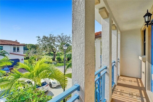 Photo - 11351 SW 15th St Unit 11351