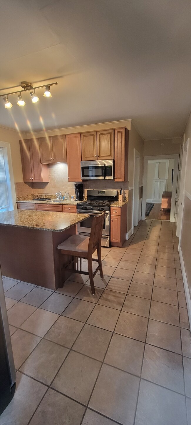 15 N Jay St Unit 1