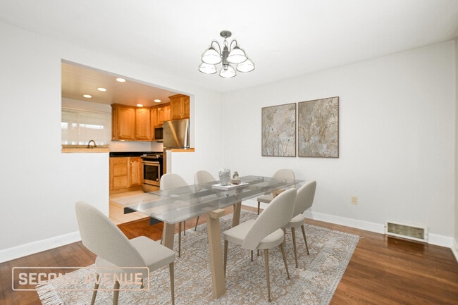 Photo - 1254 Edgewood Dr