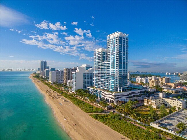 Building Photo - 6801 Collins Ave Unit 806