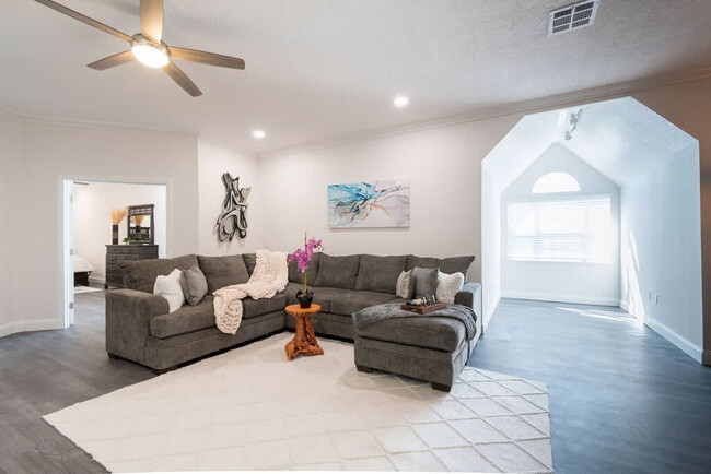 Photo - 1415 N Atlantic Ave Apartment Unit FL2-ID1044314P