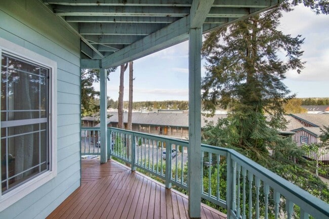 Photo - 108 S 3rd St