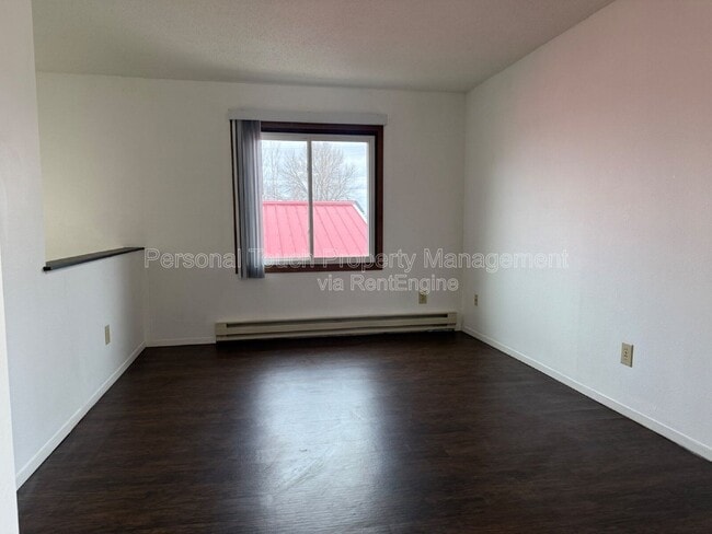 Photo - 2131 2nd Ave E