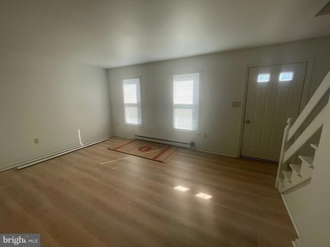 Photo - 209 Cross Keys Dr