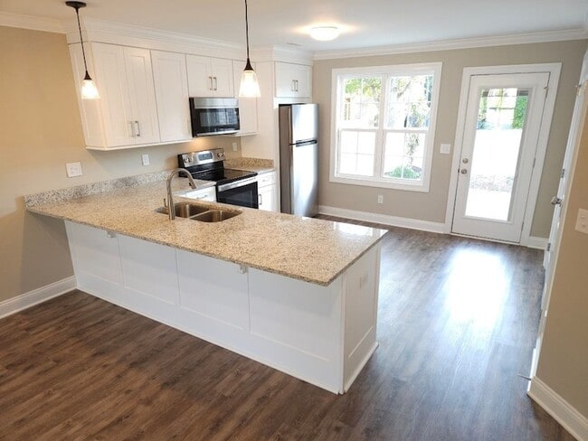 Photo - 609 Fairview Ave Unidad B