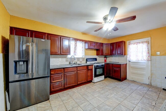 Photo - 245 Orange Ave Unit Floor # 1