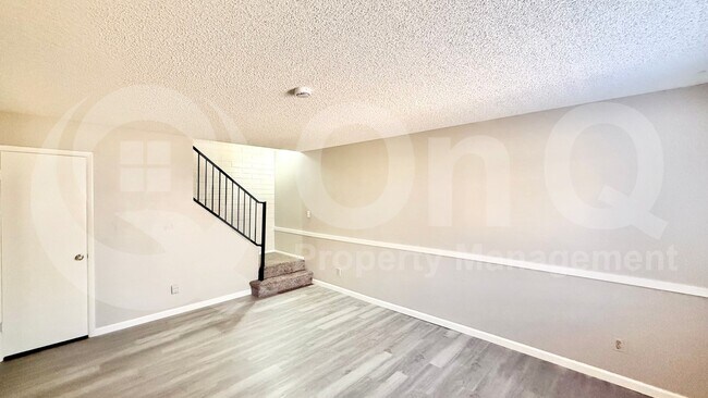 Photo - 600 S Dobson Rd