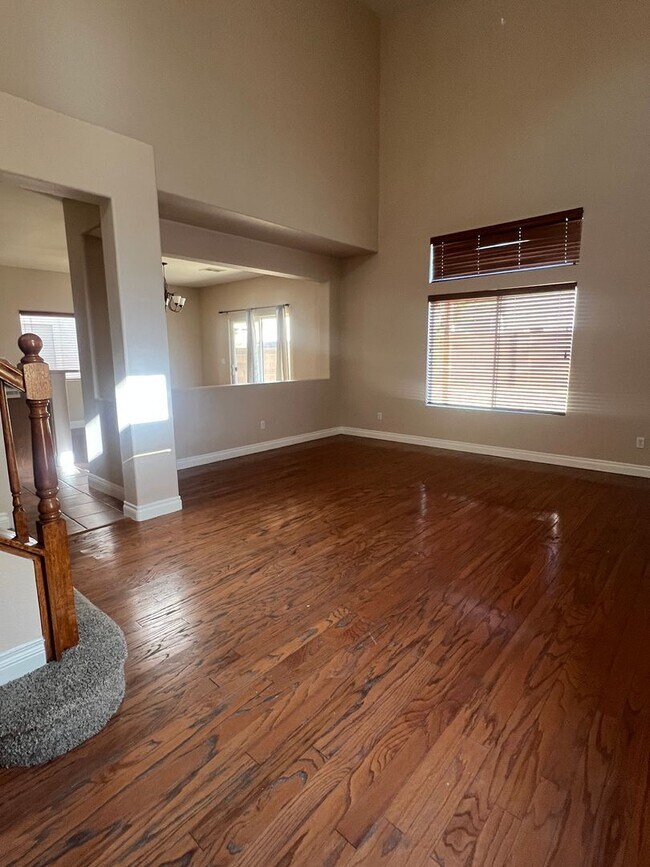 Photo - 3 Bed, 2.5 Bath home with Solar Panels!