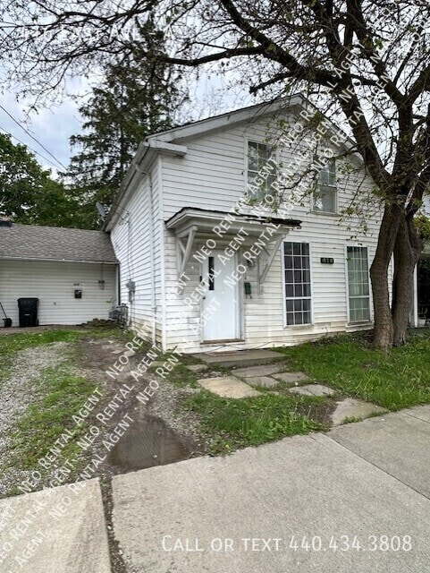 Building Photo - 416 East Ave Unit A