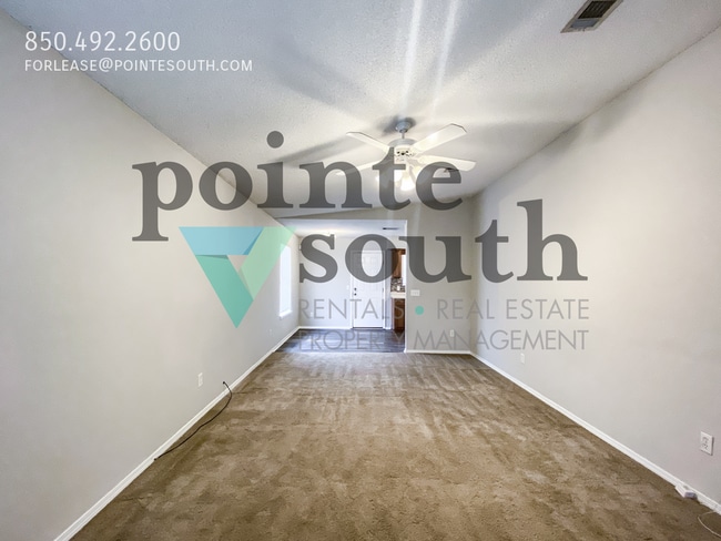 Photo - 504 Wood Crest Way