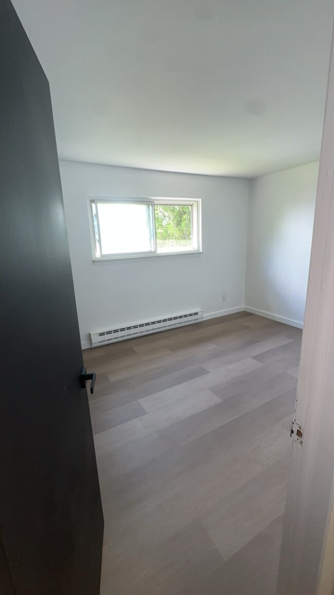 Photo - 2008 Military St Unit 16