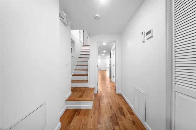 Photo - 1111 53rd St Unit 1