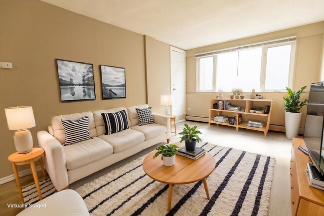 Building Photo - Mainstreet Plaza