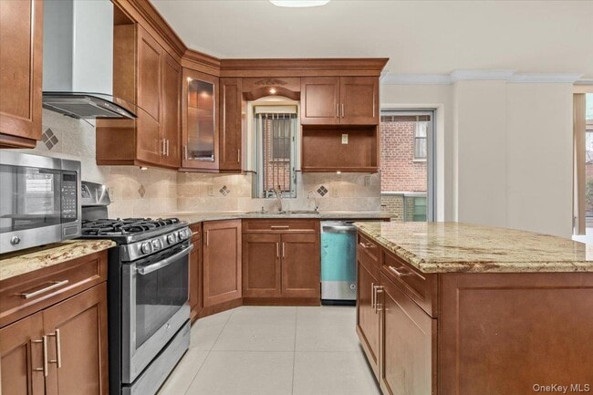 3511 Cambridge Ave Unit 3F