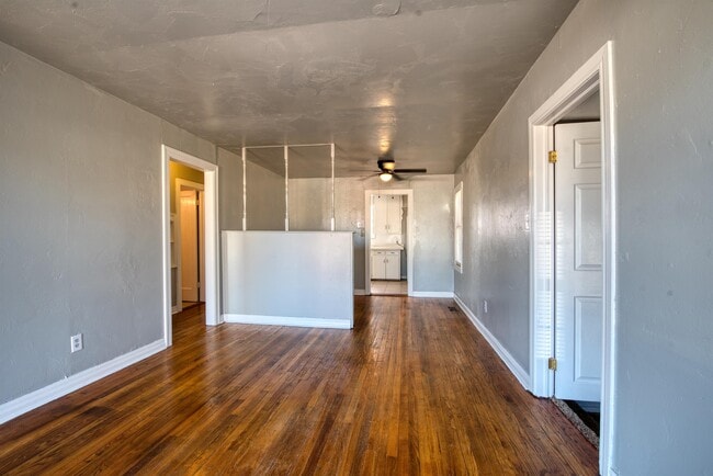 Photo - 3112 Cashion Pl