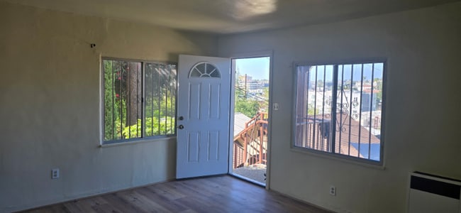 Photo - 1450 1/2 Fairbanks Pl Unit 1