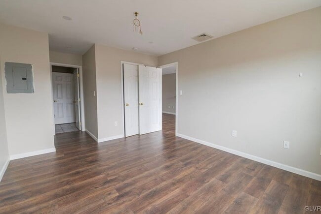 Building Photo - 410 Canal Park Unit 410 Rental