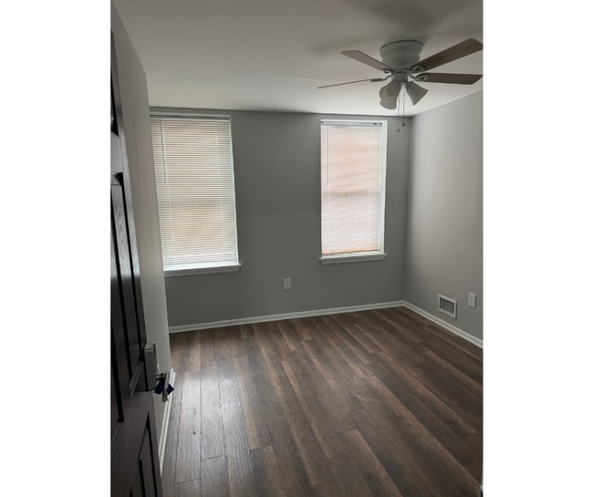 Photo - 3325 E Monument St Unit 2B AVAILABLE $700 2B