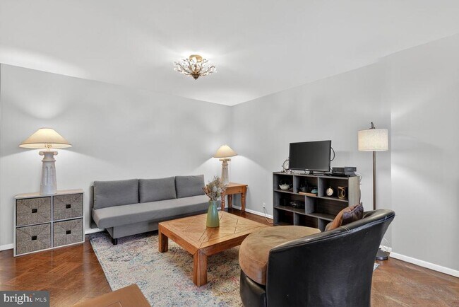 Photo - 2700 Virginia Ave NW Unidad 1208