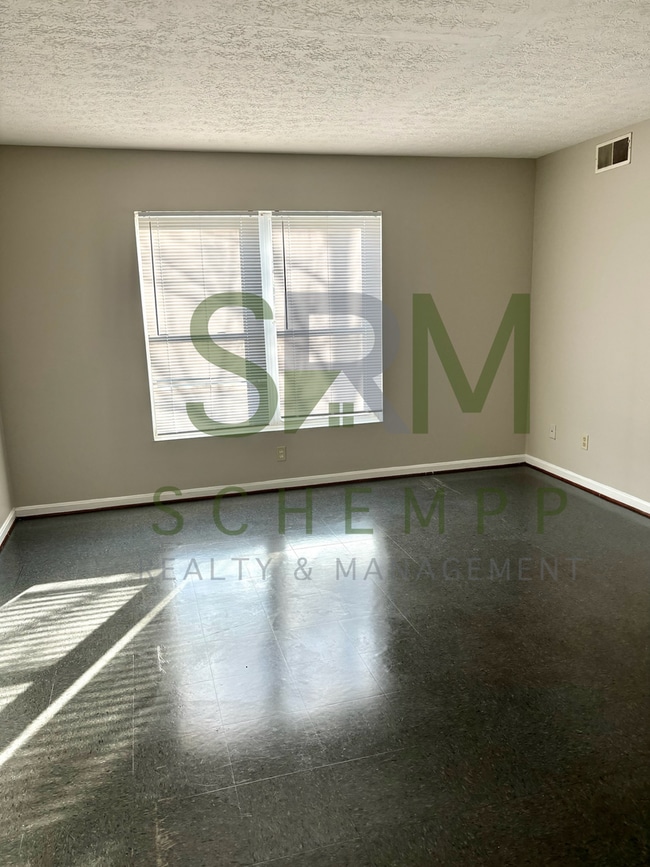 Photo - Updated first floor 1 bedroom apartment in West Louisville- Section 8 accepted