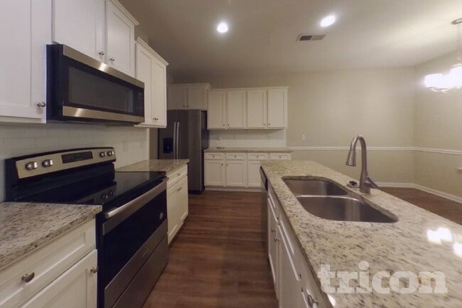 Photo - 2300 Shady Dr