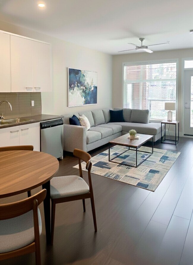 Photo - 45513-45513 Market Way