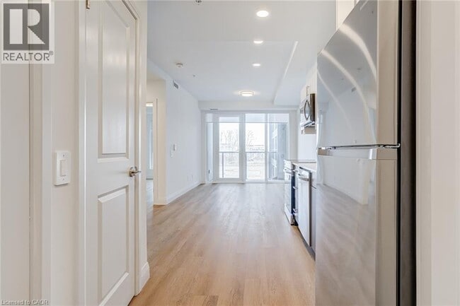 Photo - 1333 Weber St E Unité 301