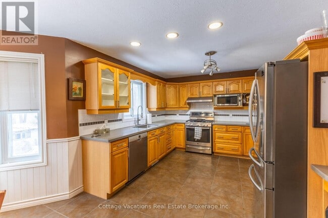 Photo - 26 Shaw Crescent