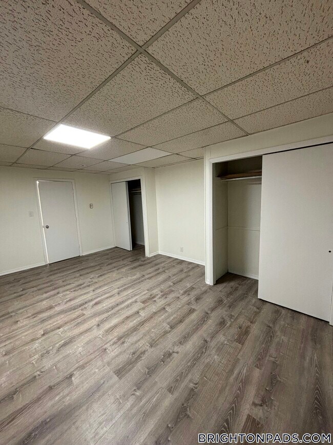 199 Strathmore Rd Unidad B