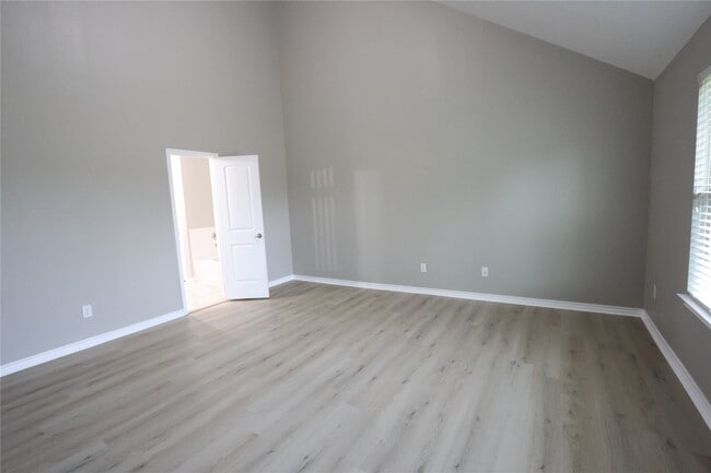 Building Photo - 17703 Rose Summit Ln