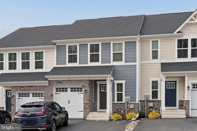 Photo - 120 Arden Wy
