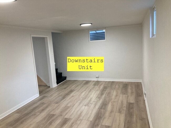 Photo - 943 Raymond Pl