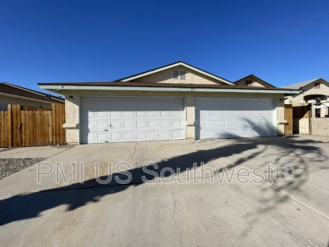 Photo - 851 Baseline Rd Unidad A Rental