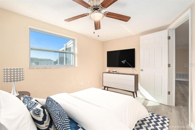 Photo - 7321 Parrot Dr