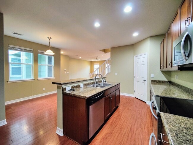 Photo - 9007 Apache Plume Dr