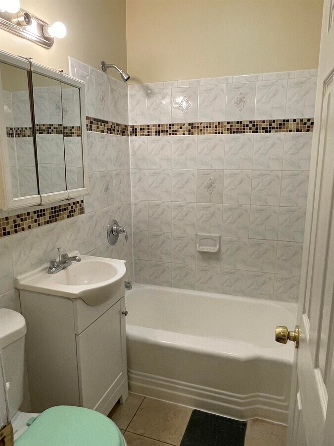 Photo - 425 Baldwin Ave Unidad apt #2