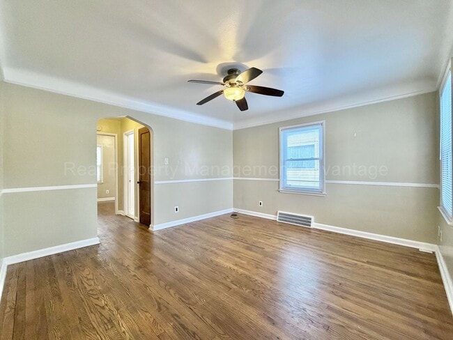 Photo - Meticulously Maintained 2 Bedrooms and 1.5 Bathrooms in Ferndale!