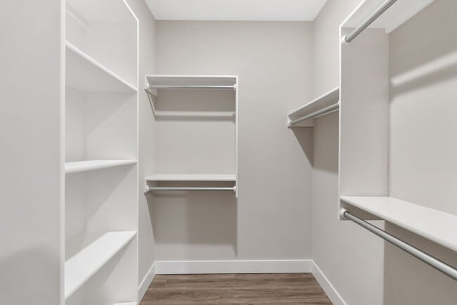 Photo - 5122 N Cypress St