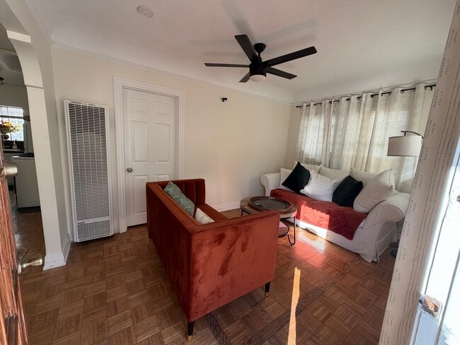 Photo - 815 14th St Unit 815 B Cottage