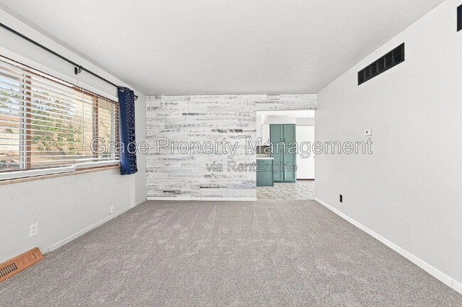 Photo - 852 S Quail Way