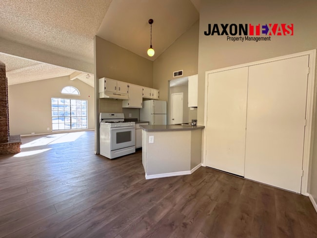 Photo - 1535 Rebecca Ann Dr