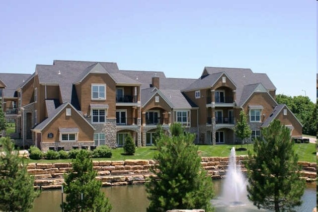 mansions at canyon creek apartments for rent in lenexa ks forrent com